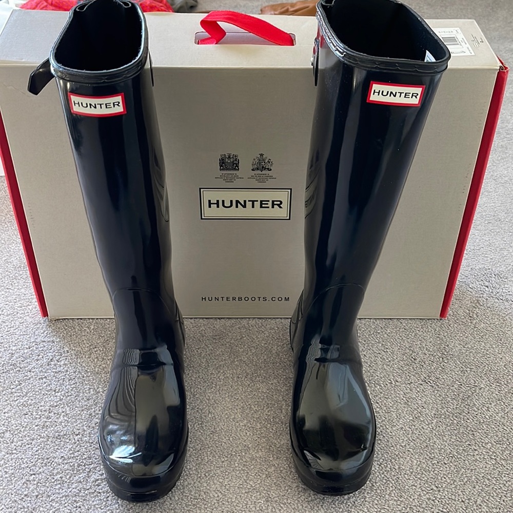 Black hunter tall boots